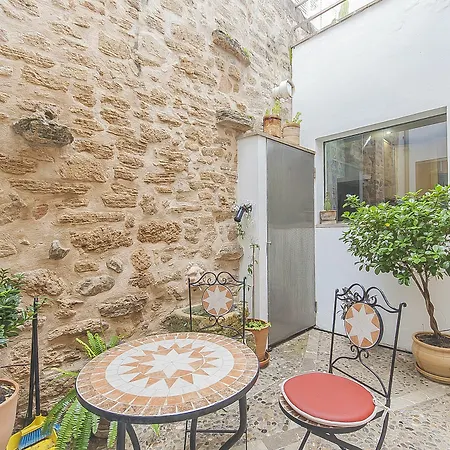 Boveda Boutique House *